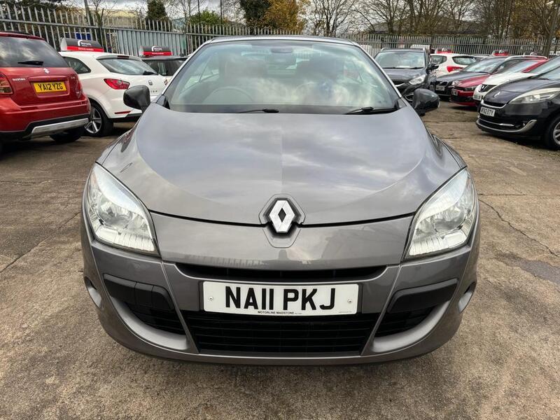 RENAULT MEGANE 1.5 dCi Dynamique TomTom 2011