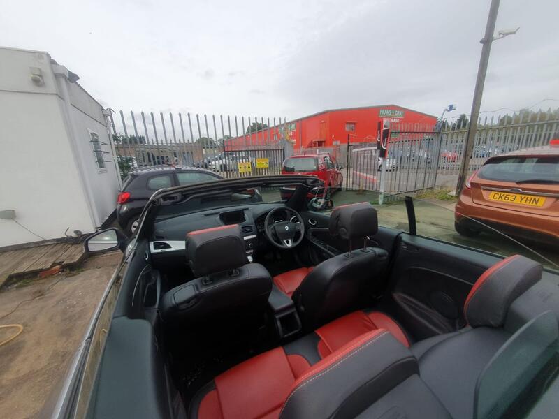 RENAULT MEGANE 1.5 dCi Dynamique TomTom 2011