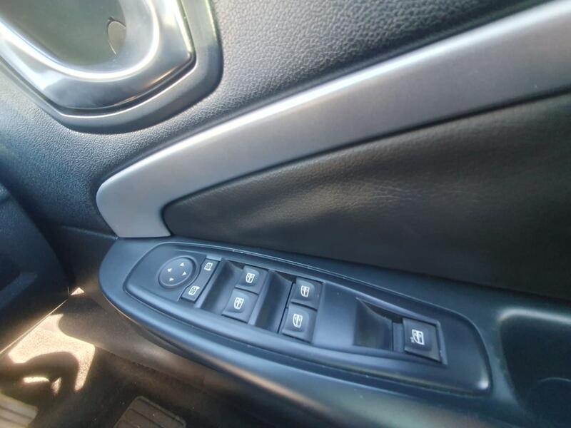 RENAULT MEGANE 1.5 dCi Dynamique TomTom 2011