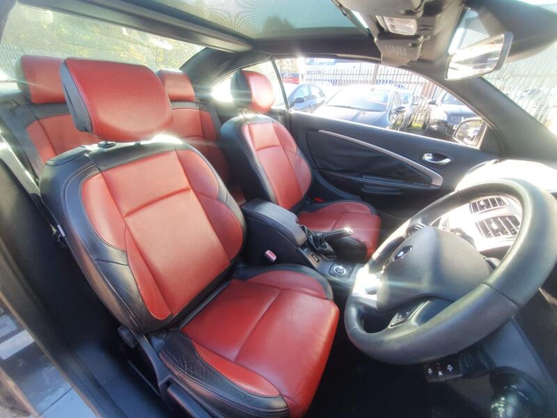 RENAULT MEGANE 1.5 dCi Dynamique TomTom 2011