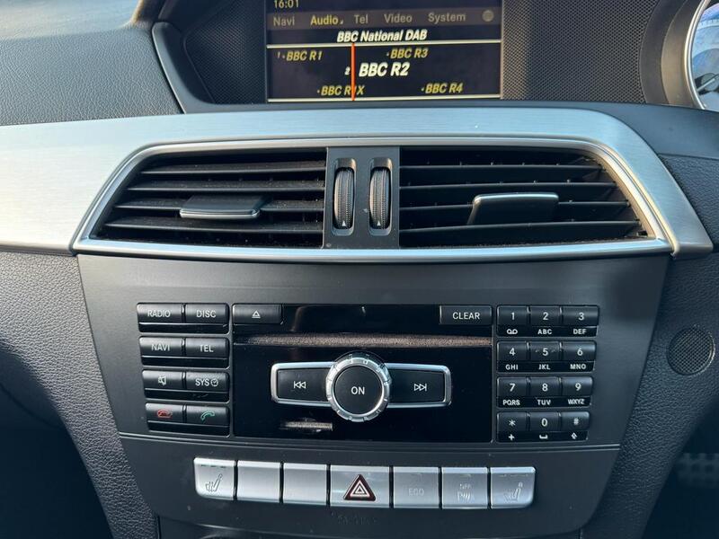 MERCEDES-BENZ C CLASS 2.1 C220 CDI BlueEfficiency AMG Sport Edition 125 2011