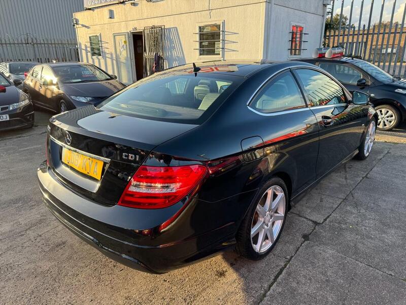 MERCEDES-BENZ C CLASS 2.1 C220 CDI BlueEfficiency AMG Sport Edition 125 2011