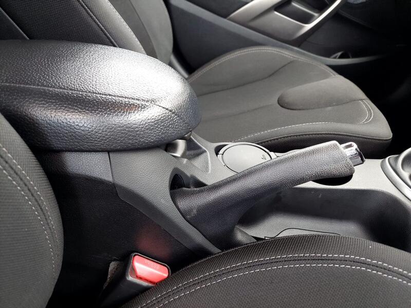 HYUNDAI VELOSTER 1.6 GDi 2012