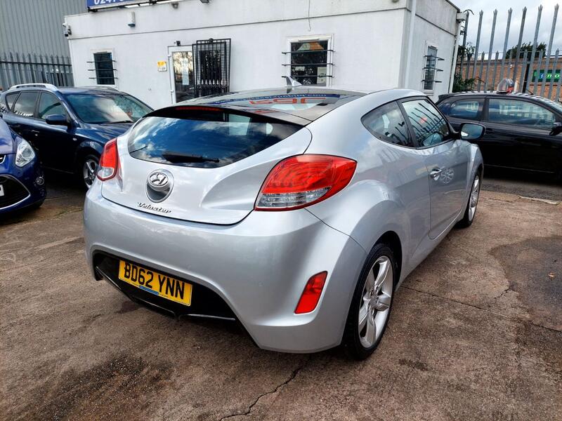 HYUNDAI VELOSTER 1.6 GDi 2012