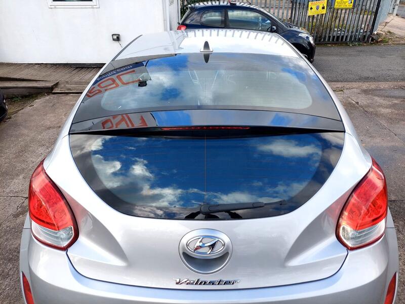 HYUNDAI VELOSTER 1.6 GDi 2012