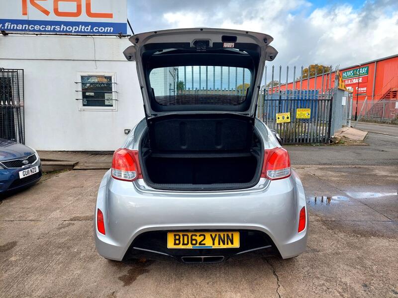 HYUNDAI VELOSTER 1.6 GDi 2012