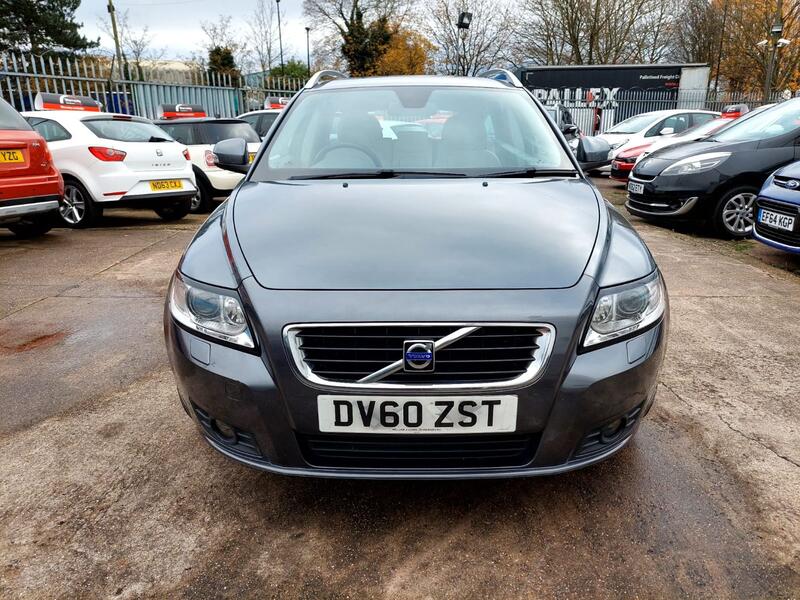 VOLVO V50 1.6 D2 SE Lux  2010