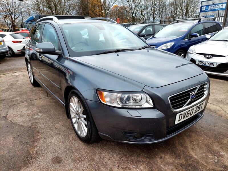 VOLVO V50 1.6 D2 SE Lux  2010