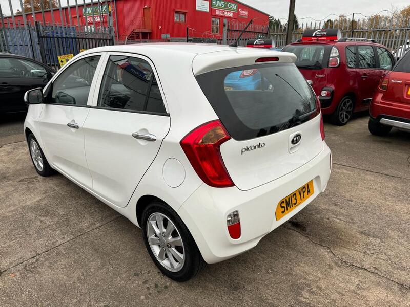 KIA PICANTO 1.0 2  2013