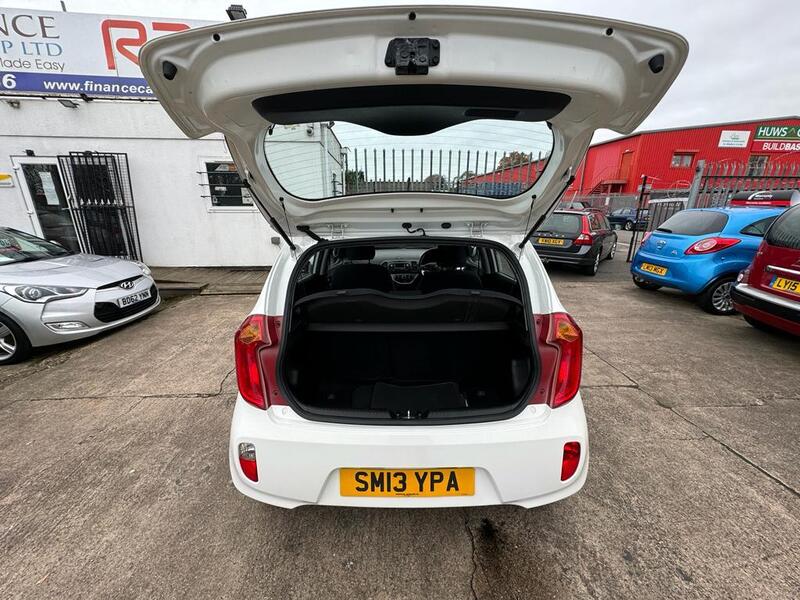 KIA PICANTO 1.0 2  2013