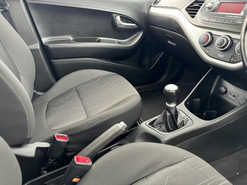 KIA PICANTO 1.0 2  2013