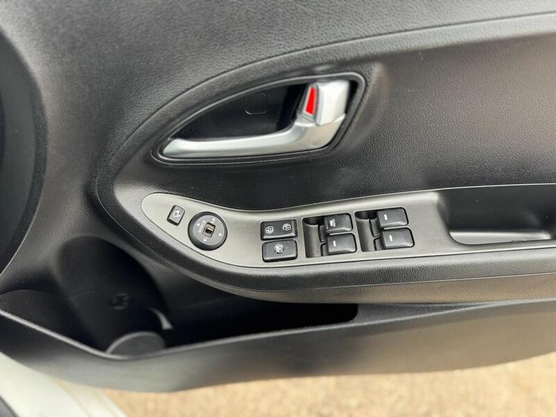KIA PICANTO 1.0 2  2013
