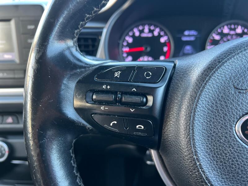 KIA RIO 1.3 2 2017