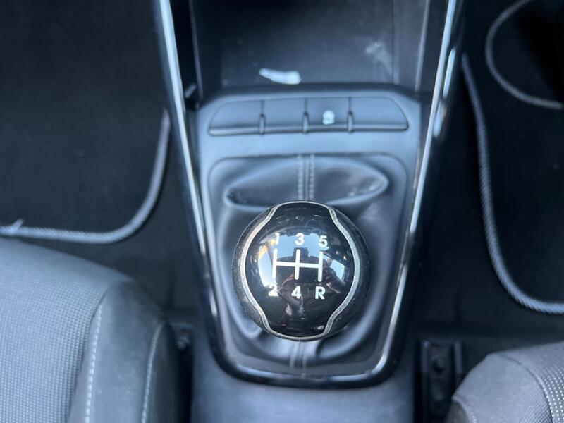 KIA RIO 1.3 2 2017