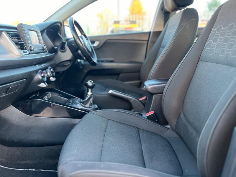 KIA RIO 1.3 2 2017