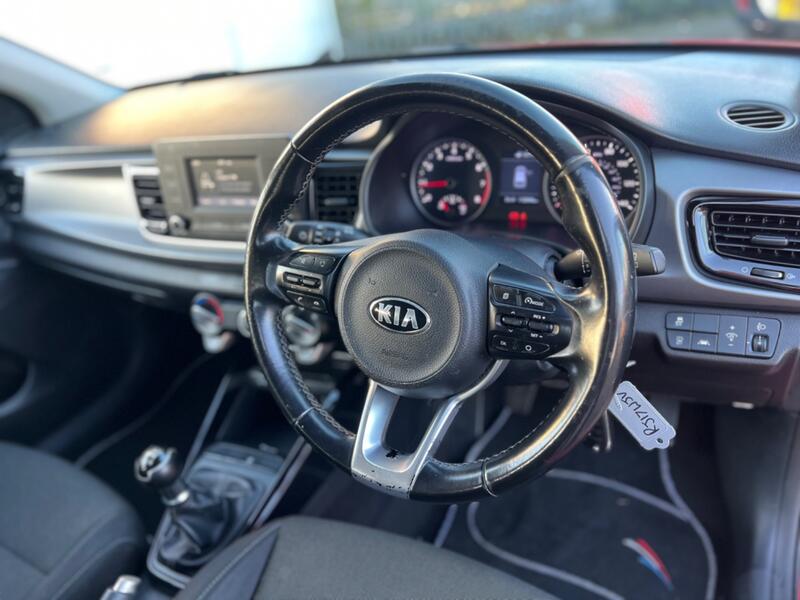 KIA RIO 1.3 2 2017
