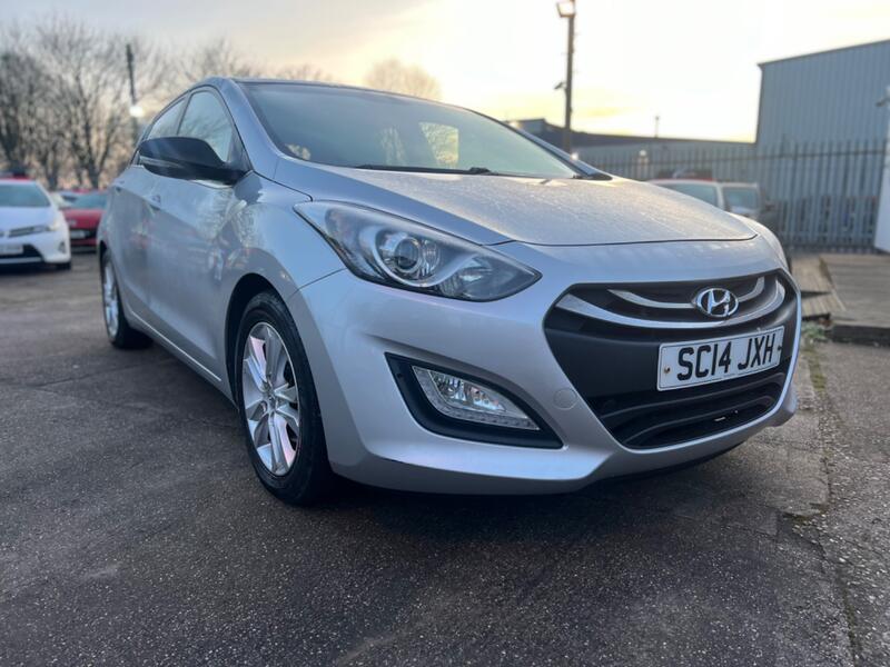 HYUNDAI I30 1.6 CRDi SE 2014