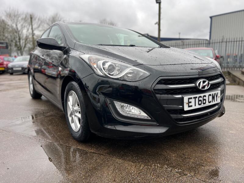 HYUNDAI I30 1.6 CRDi Blue Drive SE 2016
