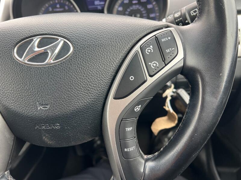 HYUNDAI I30 1.4 Blue Drive SE 2015