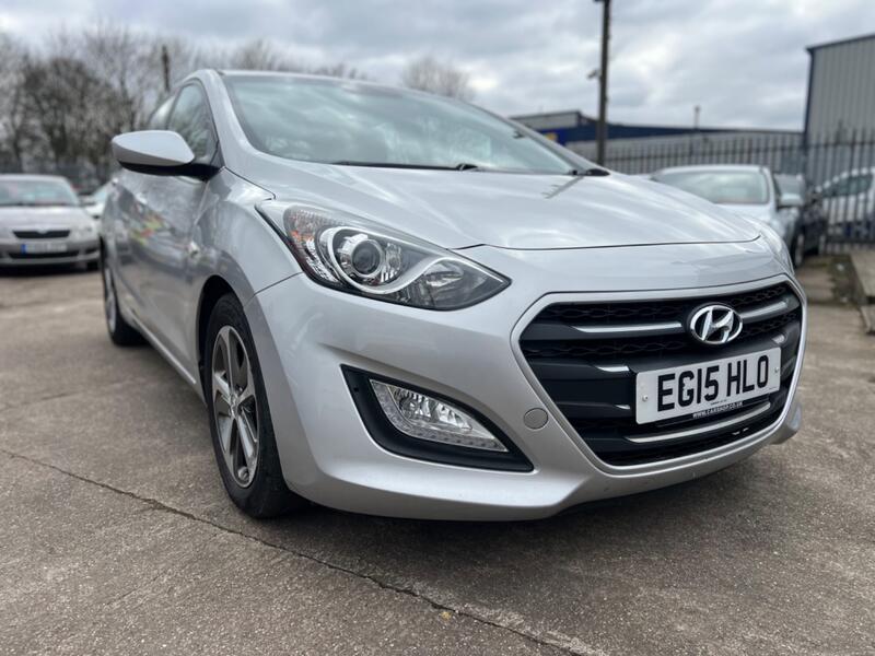 HYUNDAI I30 1.4 Blue Drive SE 2015