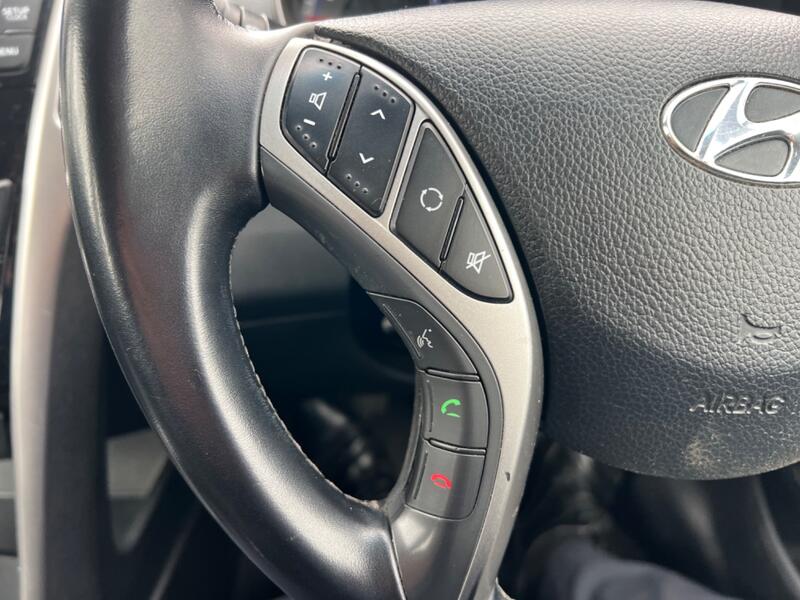 HYUNDAI I30 1.4 Blue Drive SE 2015