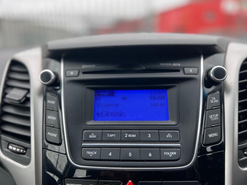 HYUNDAI I30 1.4 Blue Drive SE 2015