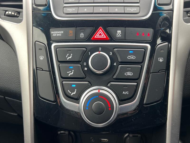 HYUNDAI I30 1.4 Blue Drive SE 2015