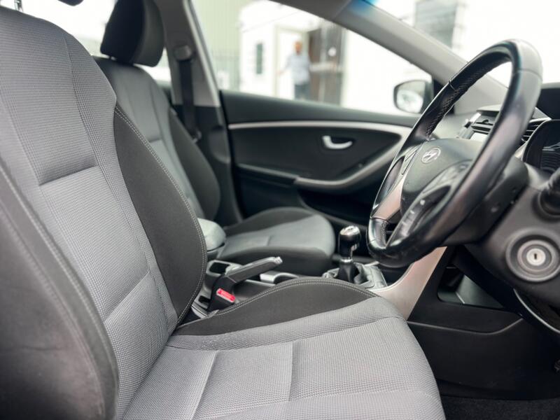 HYUNDAI I30 1.4 Blue Drive SE 2015