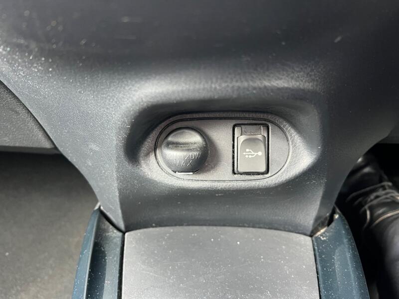 TOYOTA YARIS 1.3 Dual VVT-i Design 2016