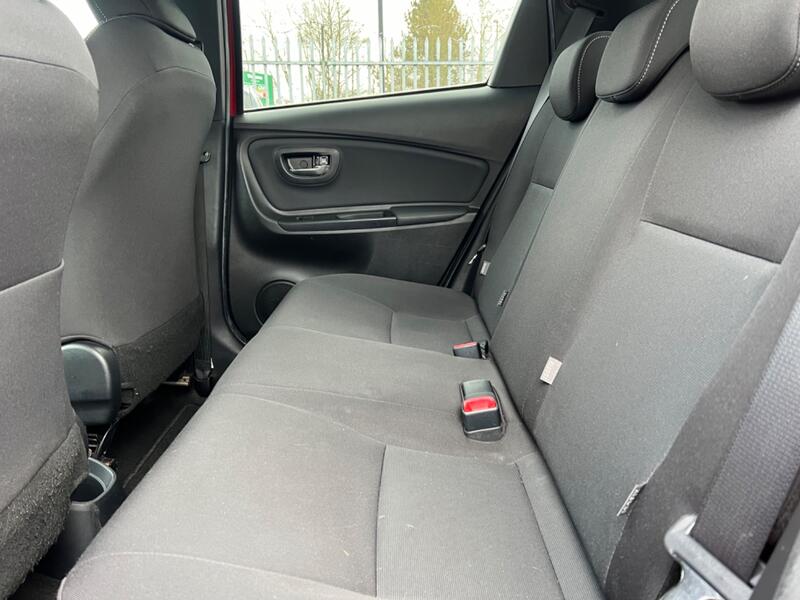 TOYOTA YARIS 1.3 Dual VVT-i Design 2016