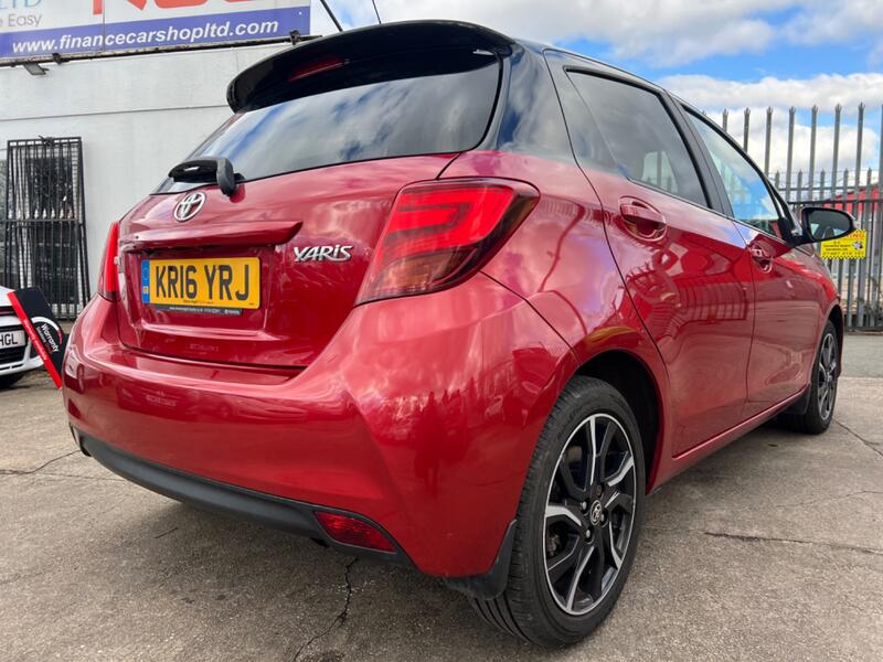 TOYOTA YARIS 1.3 Dual VVT-i Design 2016