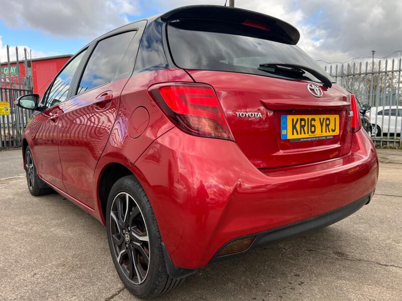 TOYOTA YARIS 1.3 Dual VVT-i Design 2016