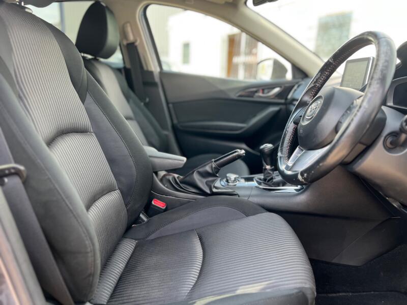 MAZDA MAZDA3 2.0 SKYACTIV-G SE-L Nav 2016