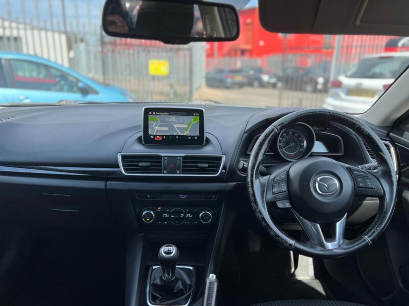 MAZDA MAZDA3 2.0 SKYACTIV-G SE-L Nav 2016