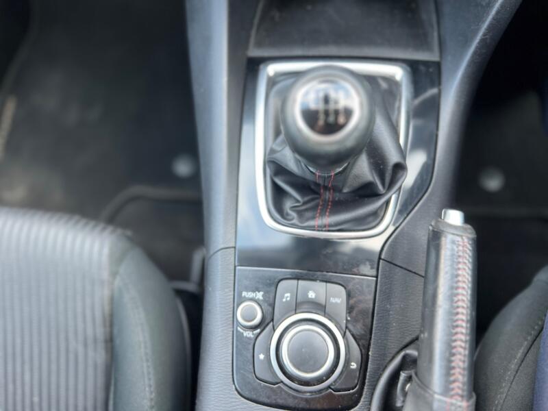 MAZDA MAZDA3 2.0 SKYACTIV-G SE-L Nav 2016