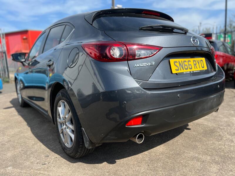 MAZDA MAZDA3 2.0 SKYACTIV-G SE-L Nav 2016