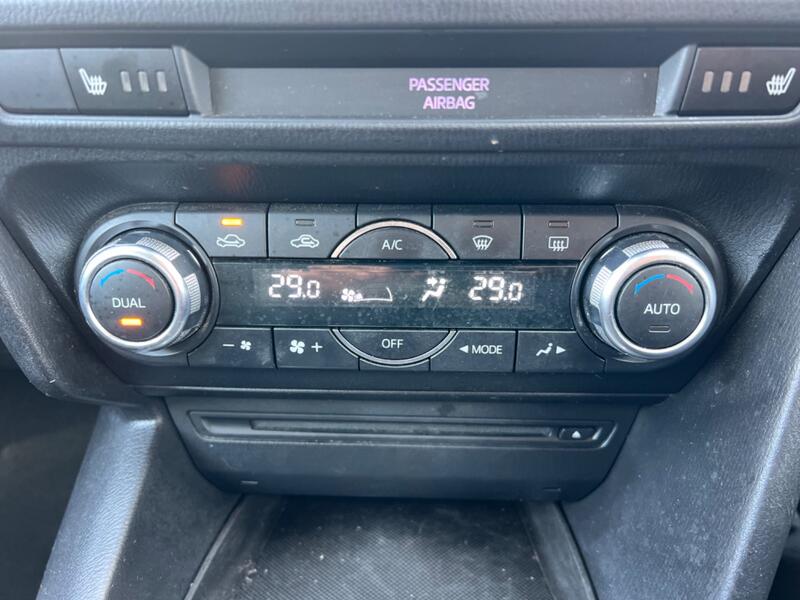 MAZDA MAZDA3 2.0 SKYACTIV-G SE-L Nav 2016