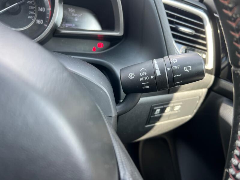 MAZDA MAZDA3 2.0 SKYACTIV-G SE-L Nav 2016