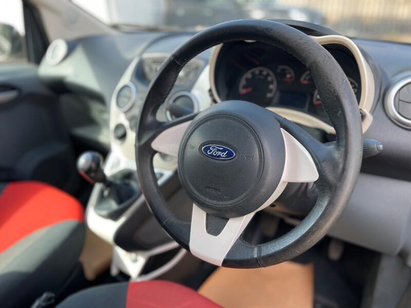 FORD KA 1.2 Zetec 2012
