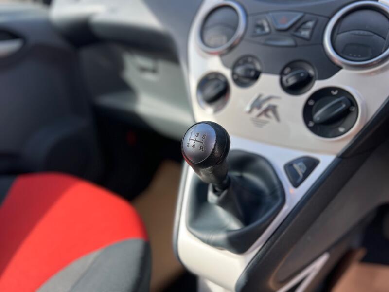 FORD KA 1.2 Zetec 2012