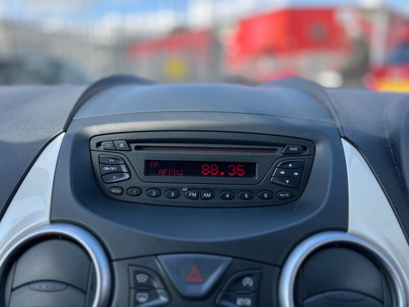 FORD KA 1.2 Zetec 2012
