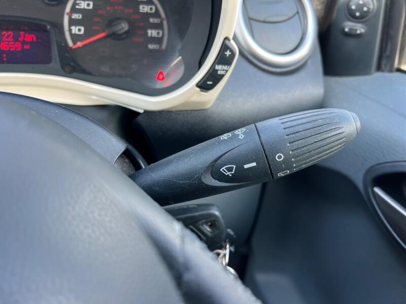 FORD KA 1.2 Zetec 2012