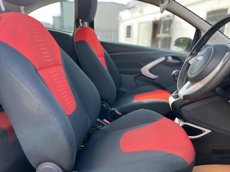 FORD KA 1.2 Zetec 2012