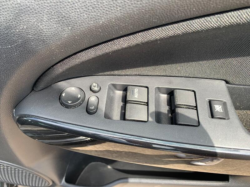 MAZDA MAZDA2 1.3 Sport Venture 2015