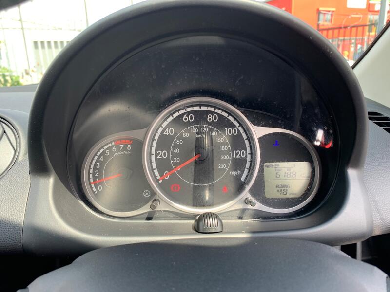 MAZDA MAZDA2 1.3 Sport Venture 2015