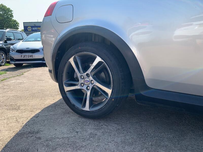 VOLVO C30 1.6 D DRIVe SE 2012