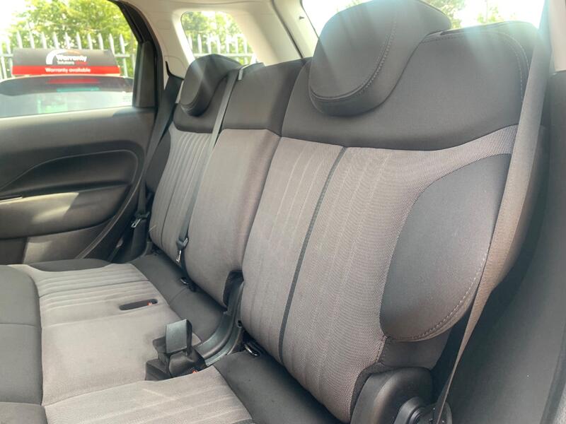 FIAT 500L 1.4 500l My15 1.4 95hp Pop Star 2015