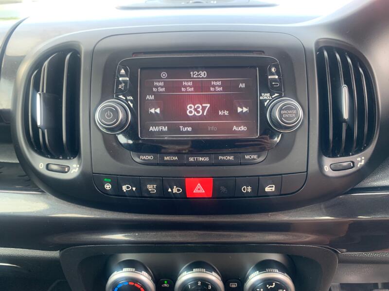 FIAT 500L 1.4 500l My15 1.4 95hp Pop Star 2015