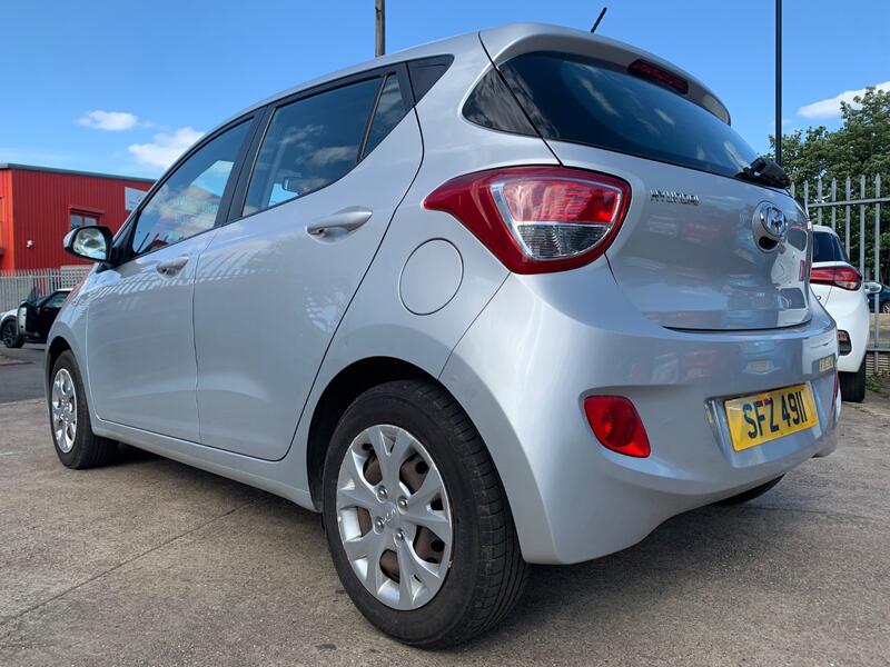 HYUNDAI I10 1.0 SE 2014