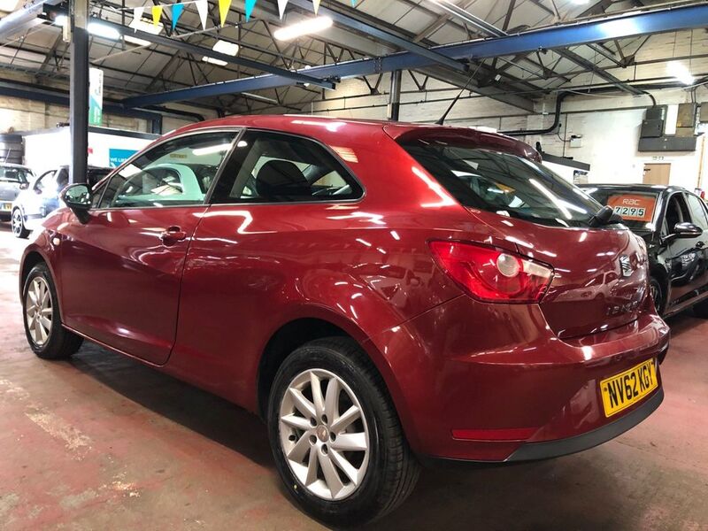 SEAT IBIZA SE 2012